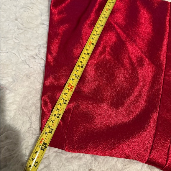 Elegant Red Satin Halter Dress - Picture 8 of 9